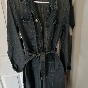 Trent coat  long size L by Guess washed jeans 
Retro 70s style